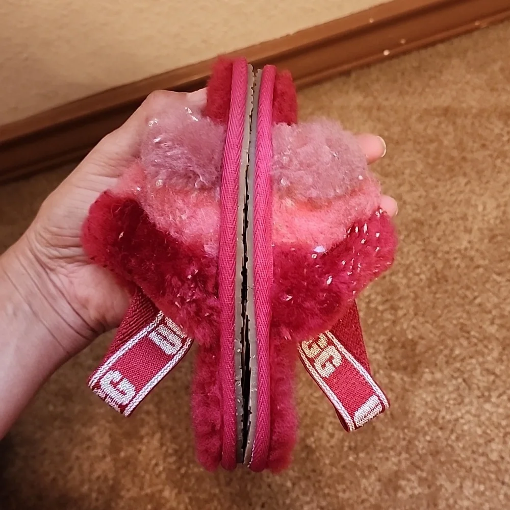 UGG T Fluff Yeah Metallic Sparkle Slippers